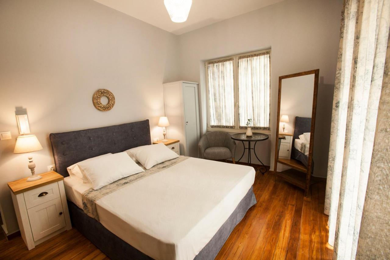 Lovely 1St Fl. Apt, With Balcony In Pagrati Athènes Extérieur photo